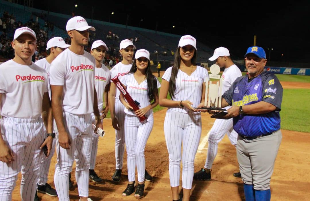 Navegantes del Magallanes se Alzan con la Copa Purolomo
