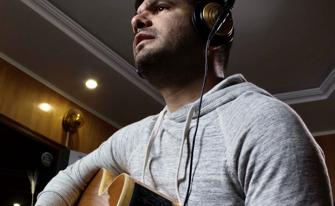 “Pequeña Traviesa” Entre las Veinticinco Canciones más Escuchadas de Venezuela
