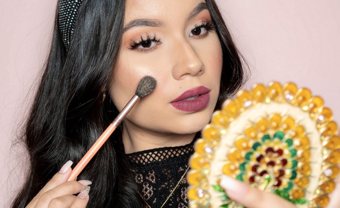 Oriana Cortez Triunfa con el Proyecto “Valmakeup”