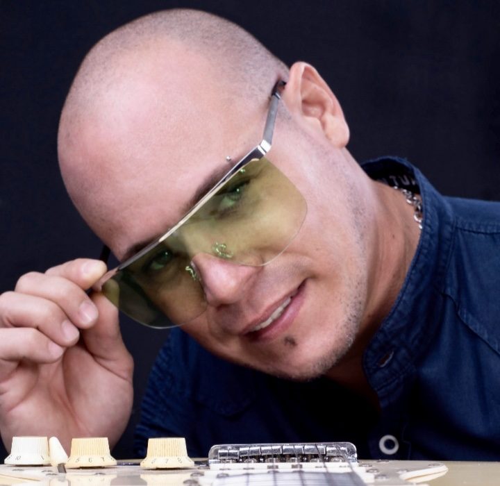 Víctor Ferrer nos Deleita “Otra Vez”