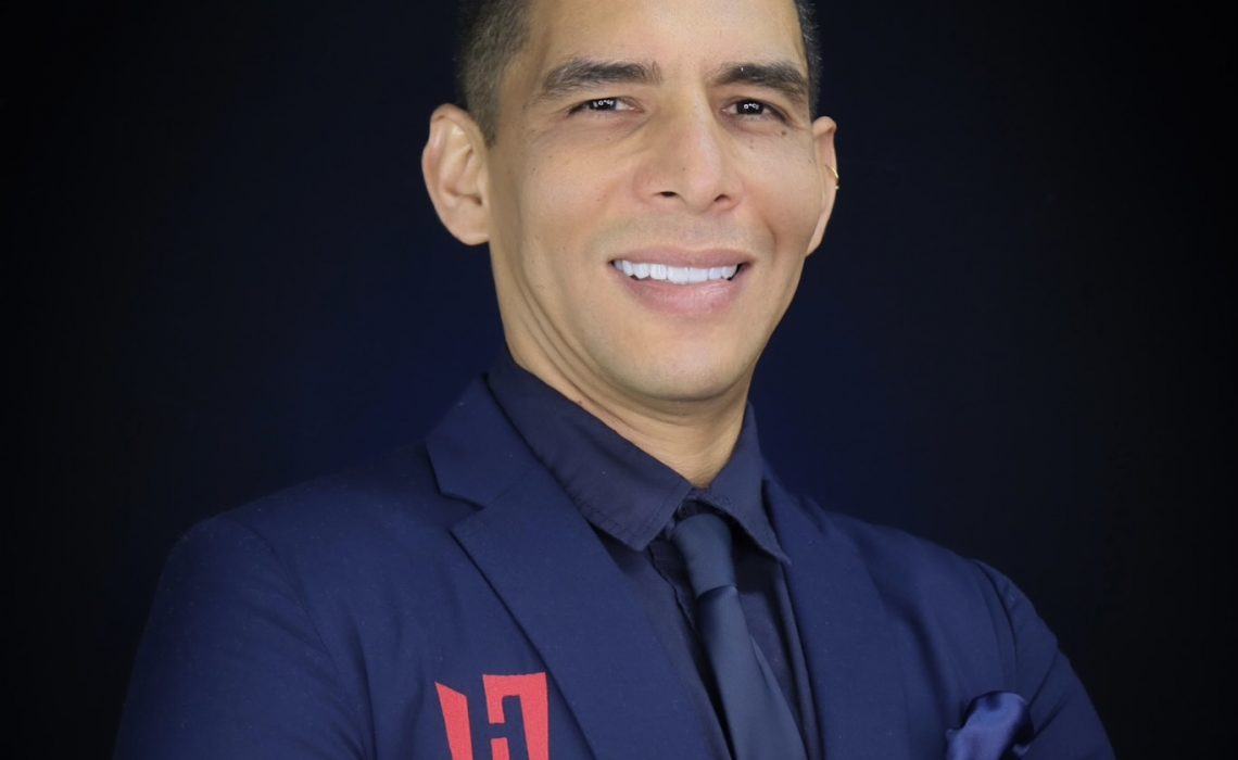 Freddy Hernández: El Venezolano que Compite por un Emmy