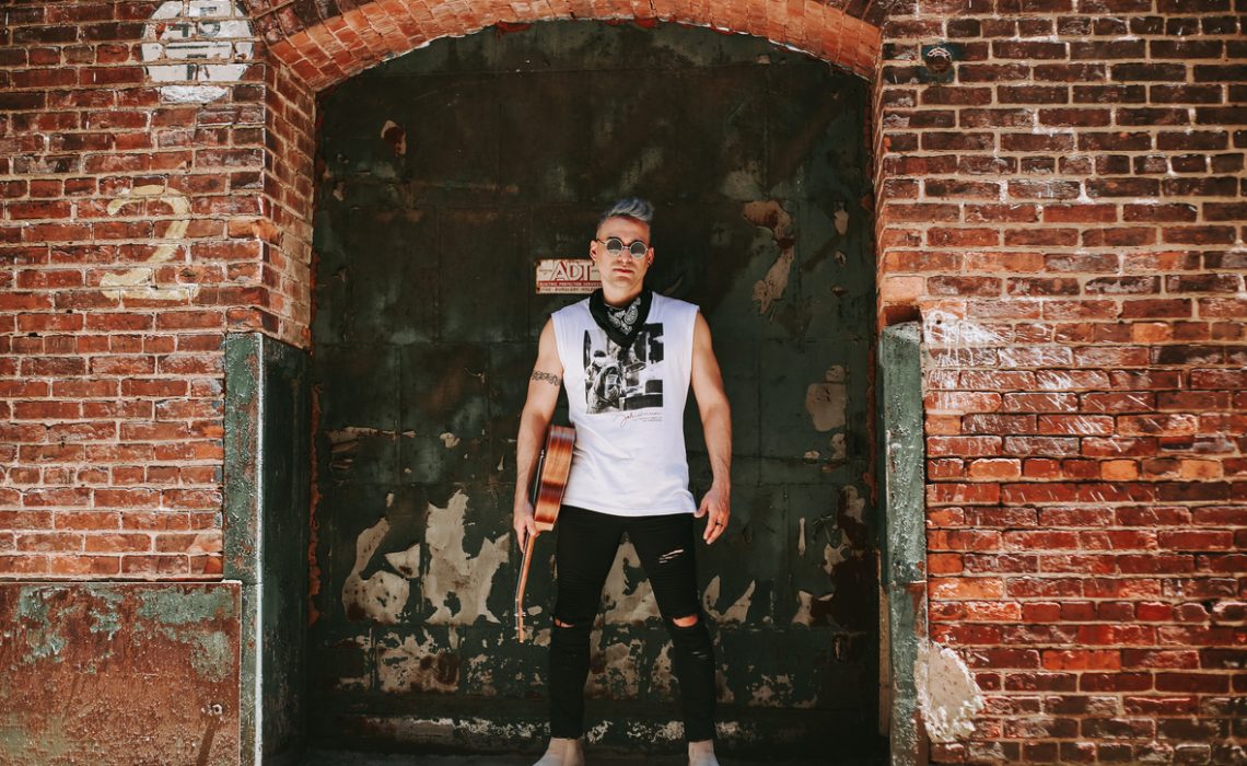 El Cantante “Ygor” Presenta su Nuevo Promocional “Amor Pirata”