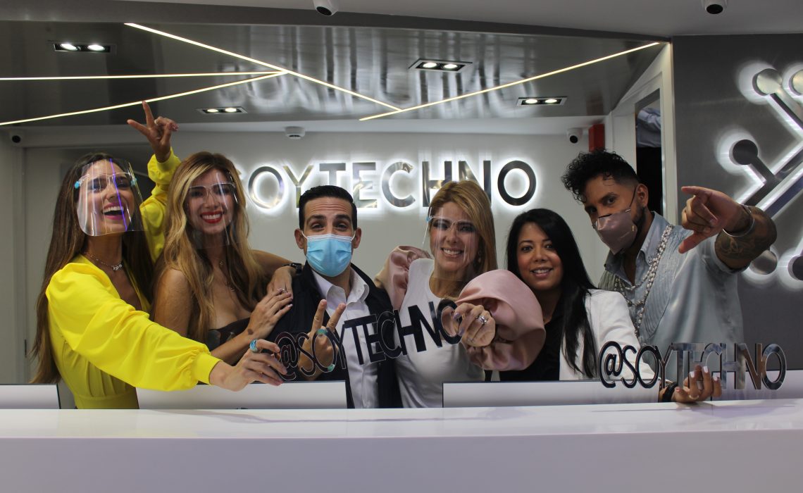 Soytechno Inauguró su Nueva Tienda Rodeado de Estrellas