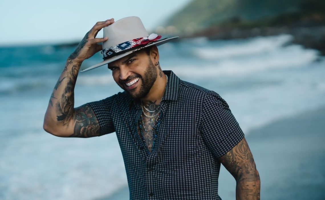 Luis Fernando Borjas Conquista con “La Miraita”