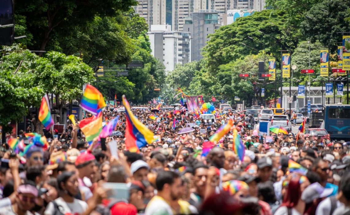 Comunidad LGBTIQ+ Lleno de Dignidad, Alegría y Color las Calles de Caracas en la Marcha del Orgullo 2023
