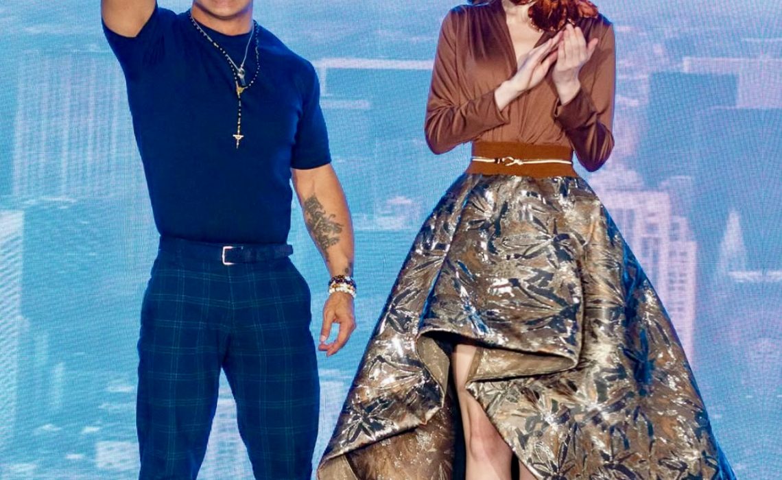 Stephany Abasali se luce en la New York Fashion Week