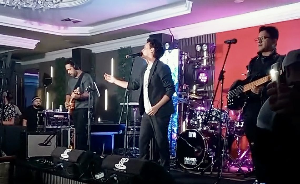 EA colmo de música a una Maracay bañada por el eclipse lunar