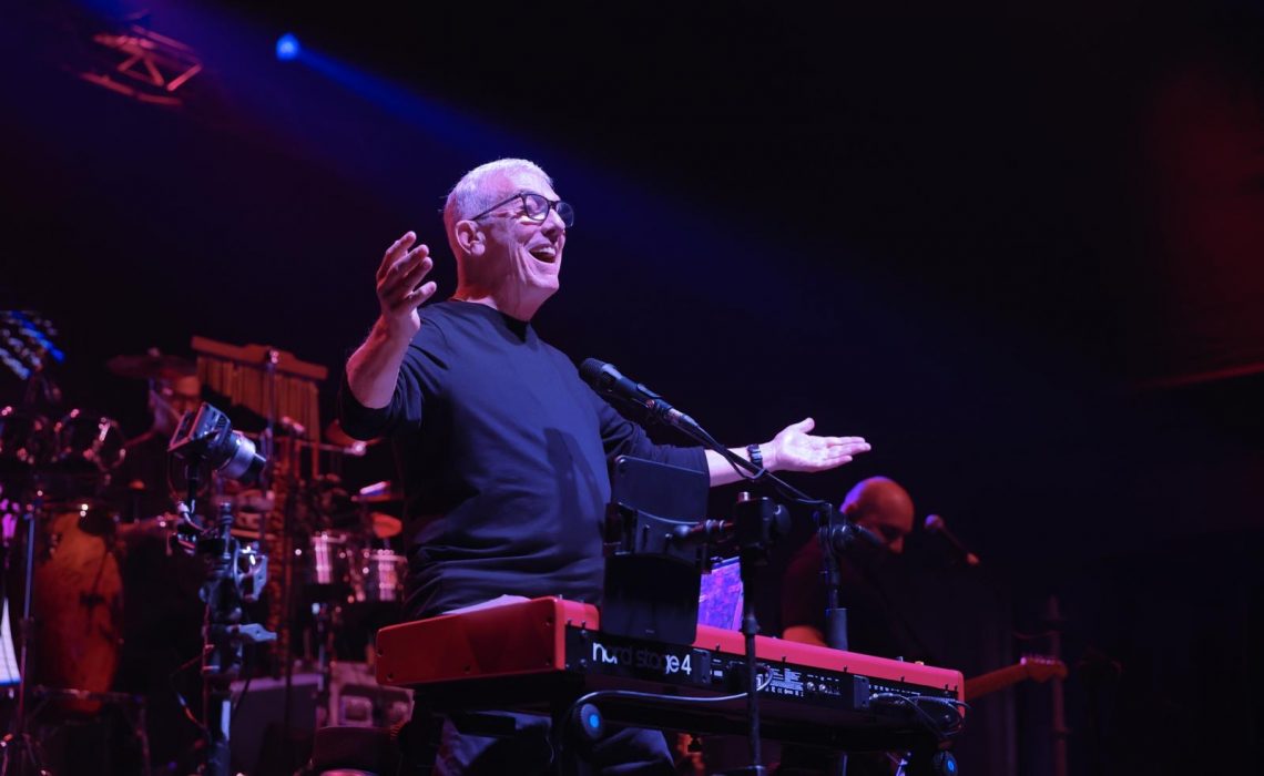 Ilan Chester llenará de emoción a Chacao con un concierto especial por el Día de las Madres
