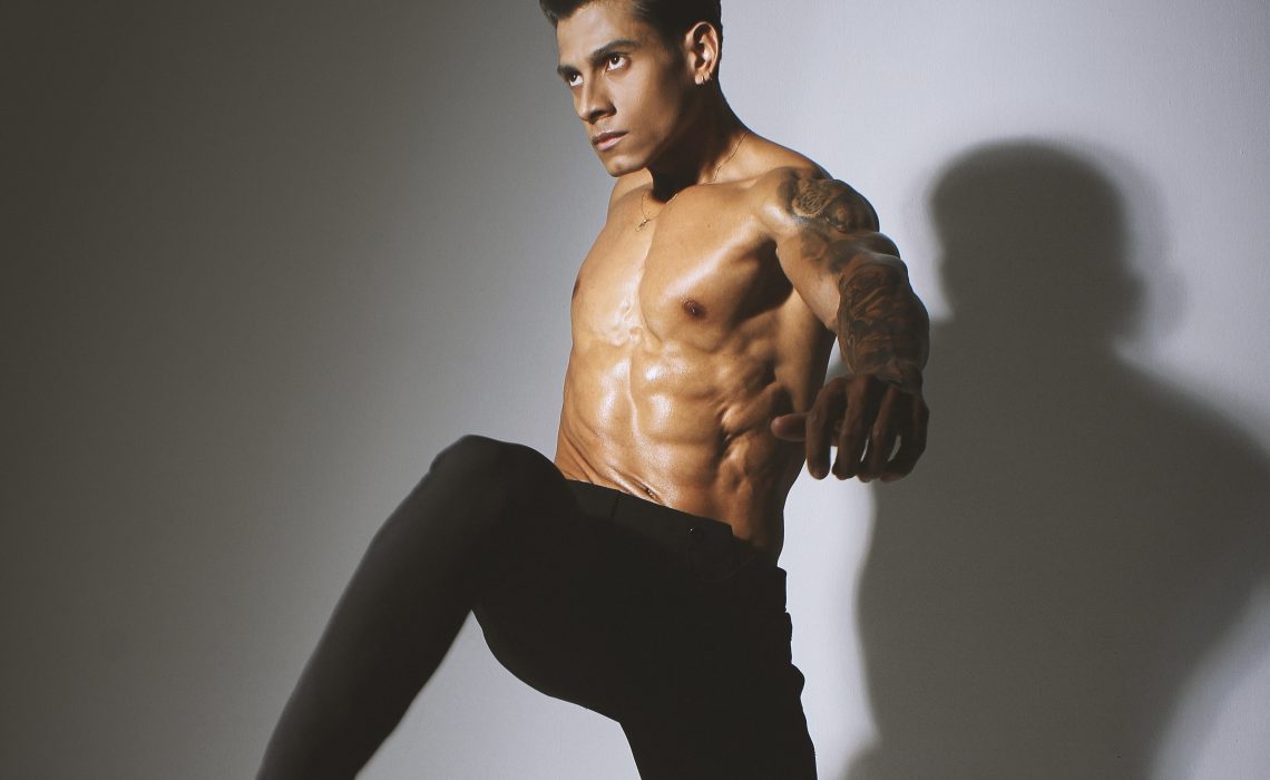 Jesús Niño: Mister Linares Alcántara por la bufanda del Mister Handsome Aragua 2025