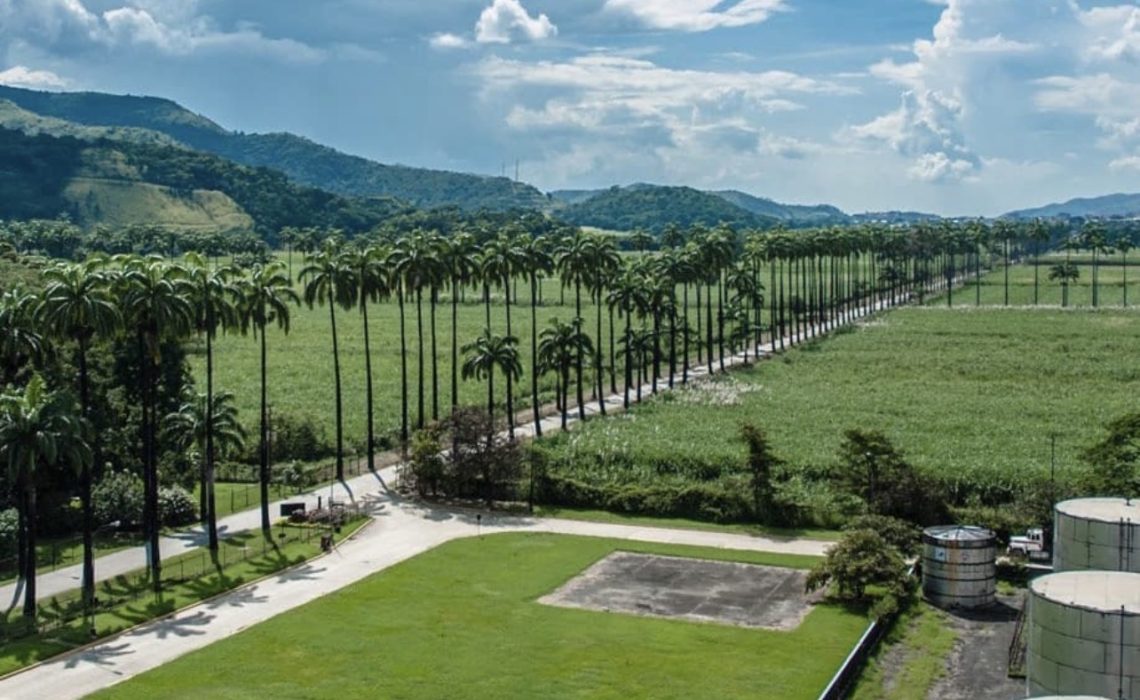 Don Alberto J. Vollmer presentó sus memorias