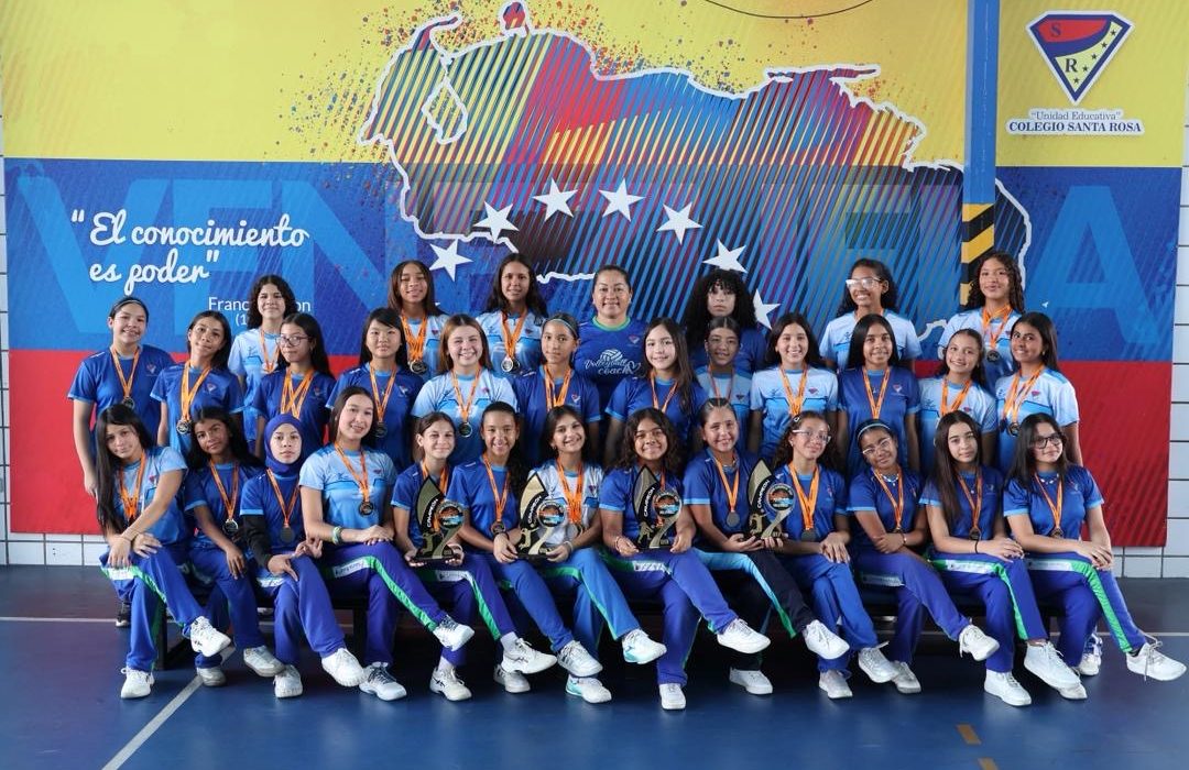 Colegio Santa Rosa se consagra bicampeón invicto del voleibol en los Juegos ANDIEP Carabobo 2026