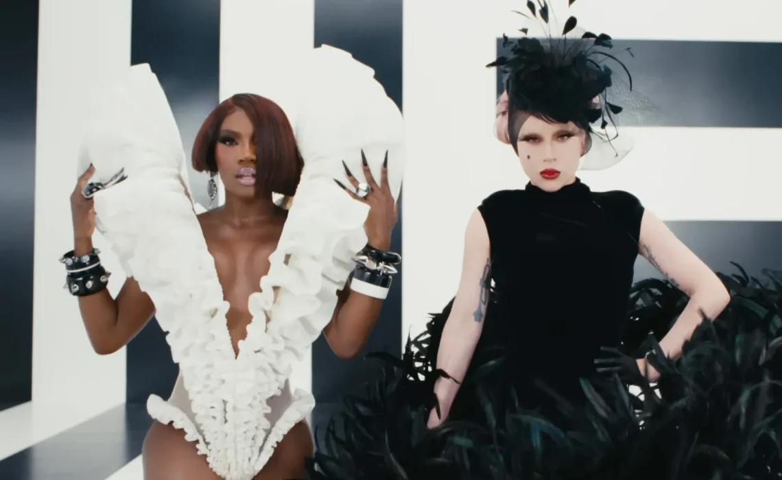 Runway de Lady Gaga y Doechii: Un desfile de estilo y poder