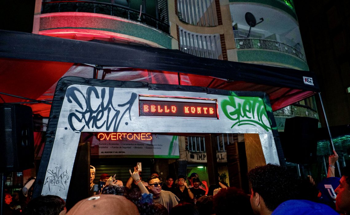 Tony Guerra y Overtones reviven la música electrónica en Caracas con Caminarte 2026