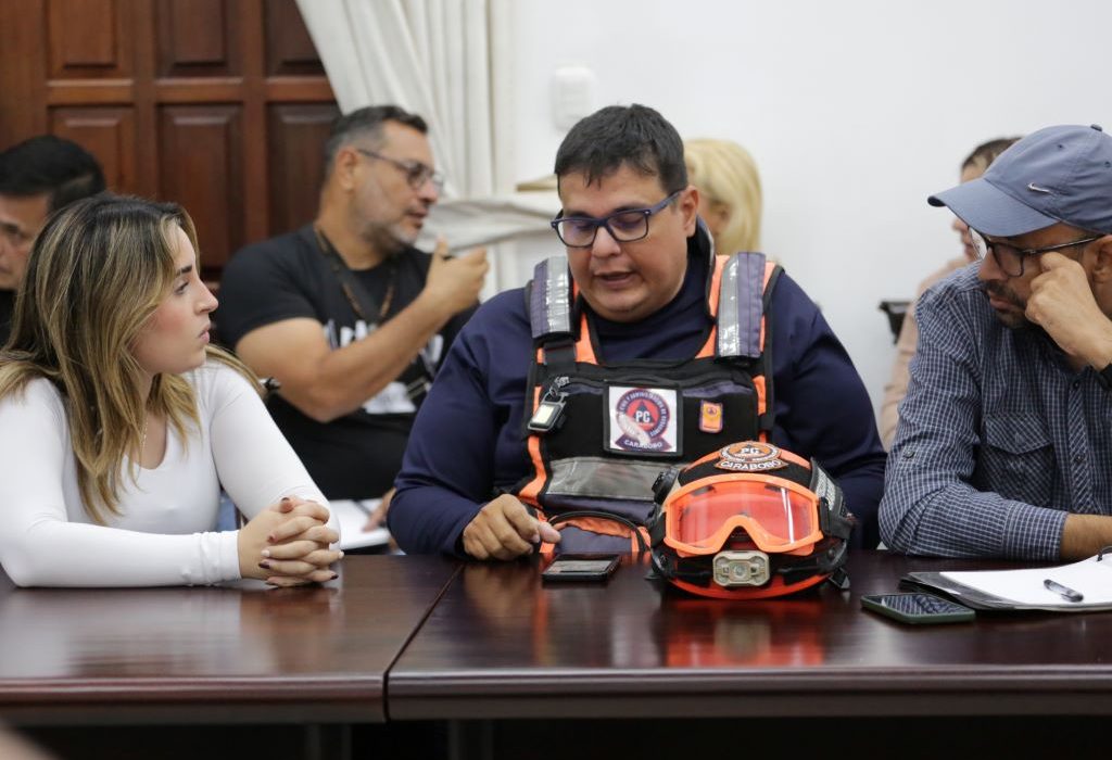 Instalan comisión Colegio de Ingenieros y autoridades para evaluar infraestructuras en Carabobo