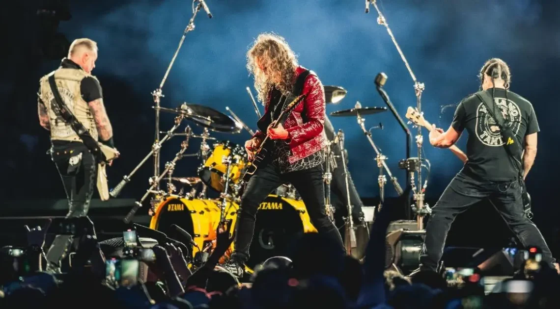 Metallica dona 100 mil dólares para apoyar a las víctimas de los terremotos en Venezuela