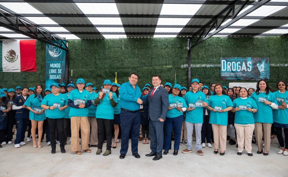 La Fundación por un Mundo Libre de Drogas Lanza una Campaña para Llegar a Millones de Personas a Través de la Educación Durante la Copa Mundial