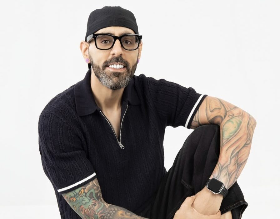 Alejandro Rodrigues estrena “La vueltica”: Un podcast rodante, sin filtros ni postproducción