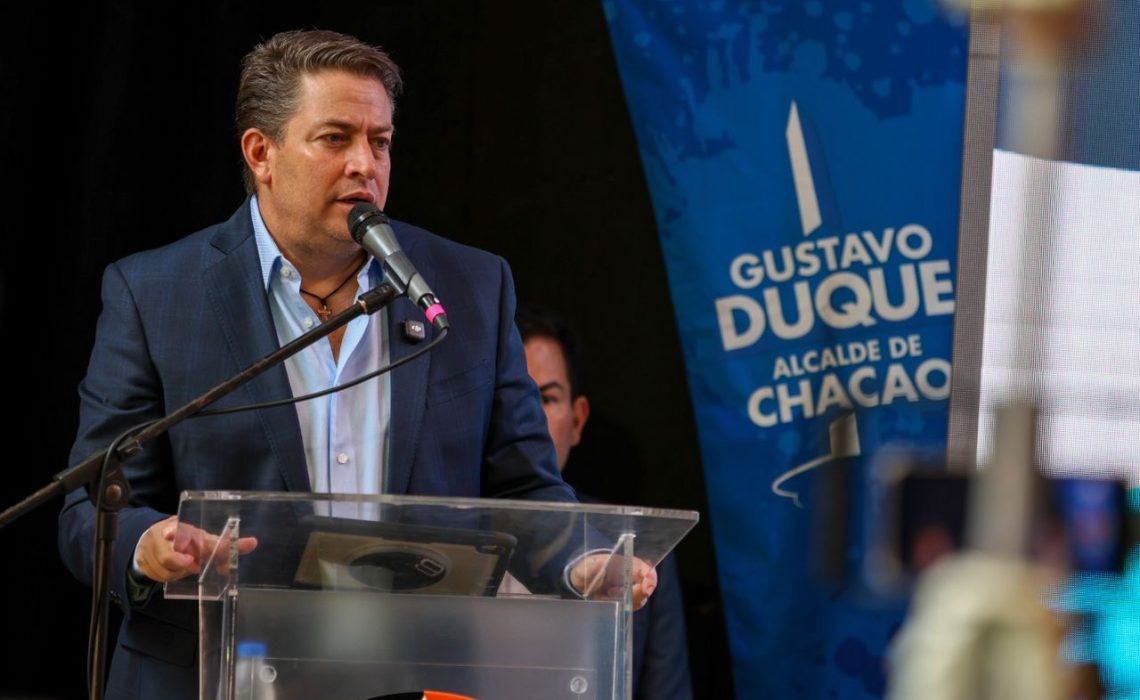 Alcalde Gustavo Duque: “Chacao invierte 2,8 millones de dólares en la recuperación de viviendas afectadas por el terremoto”